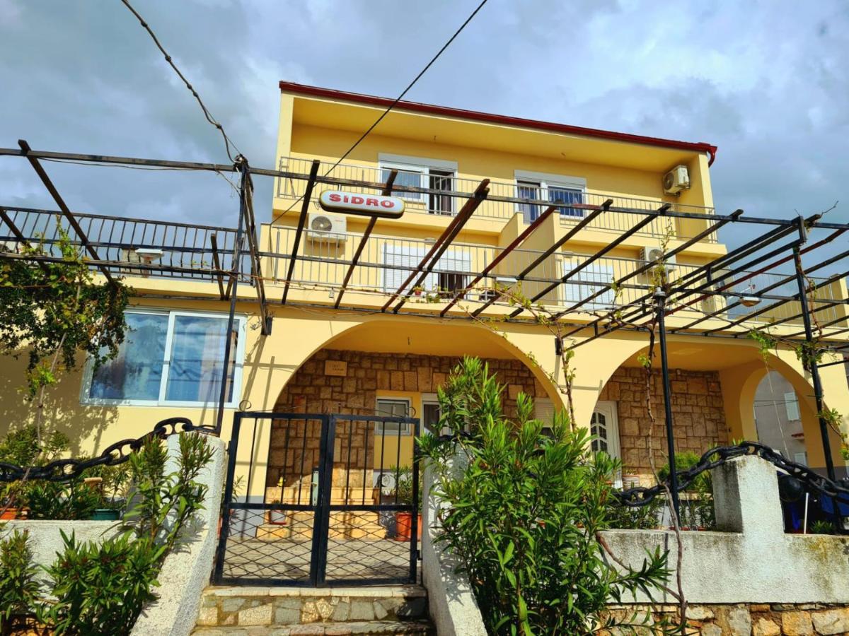 Apartmani Sidro Senj Senj  Esterno foto
