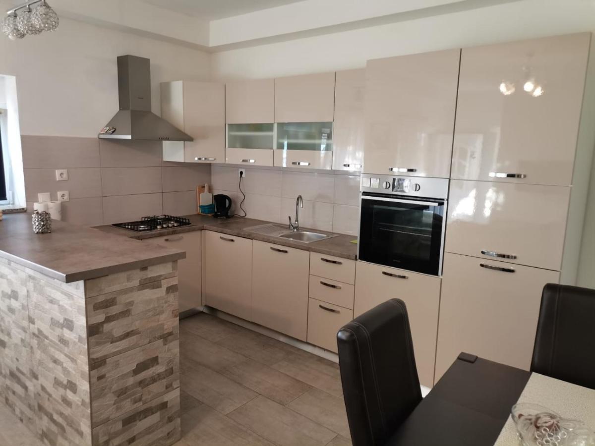 Apartmani Sidro Senj Senj  Esterno foto